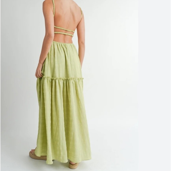 NWT Mable Boutique Brand Tiered Cutout Maxi Dress - Picture 9 of 9